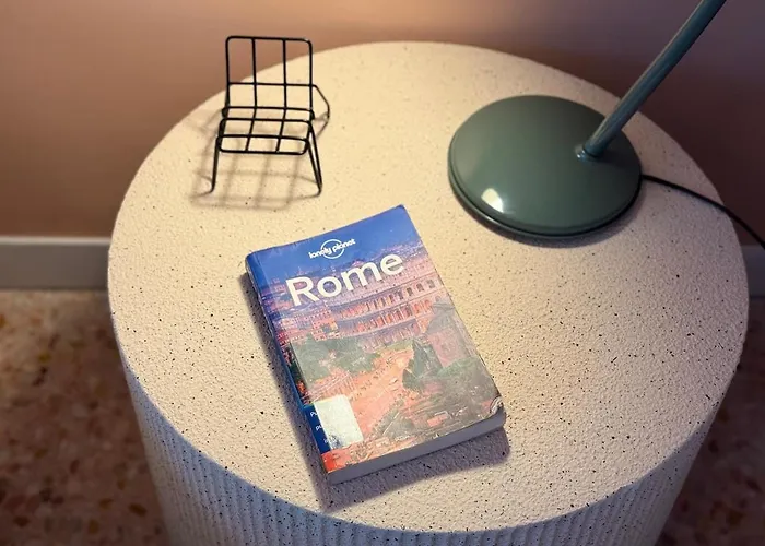Apartment Re Di - Cozy Retreat - 2 Minutes From The Metro Rom